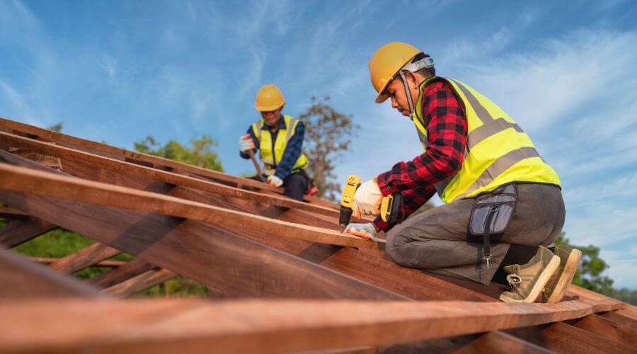 Expert Emergency Roof Repairs services in Dewey, IL